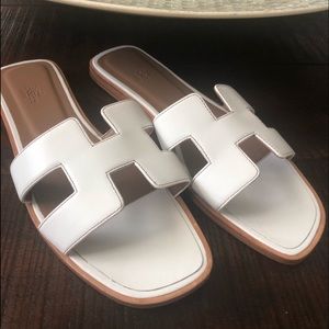 HERMES oran sandals